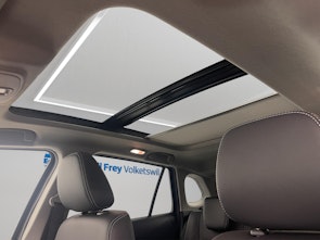 Vehicle image SUZUKI S-Cross 1.4 T Compact Top Hybrid 4x4