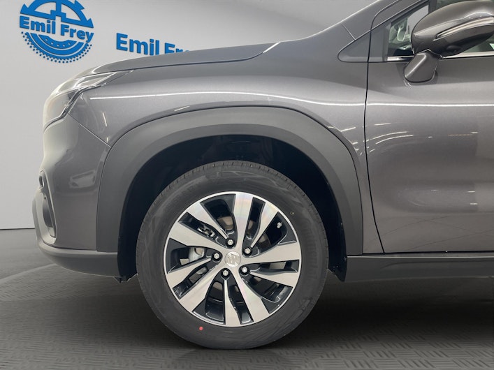 Vehicle image SUZUKI S-CROSS