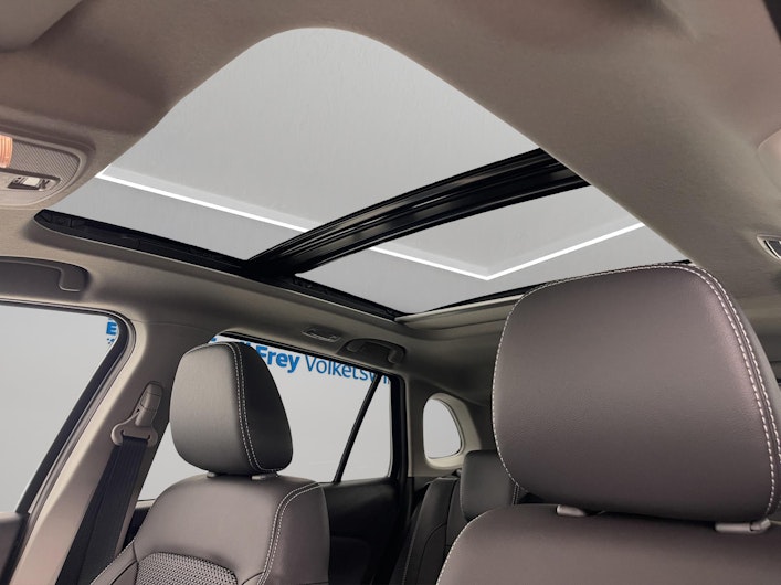 Vehicle image SUZUKI S-CROSS