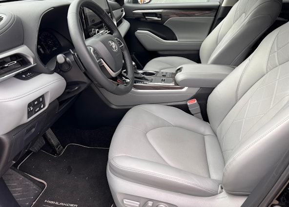 Vehicle image 7 Vehicle image 7