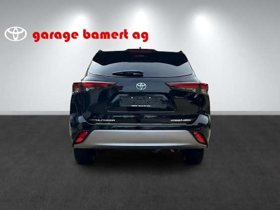 Vehicle image 4 Vehicle image 4