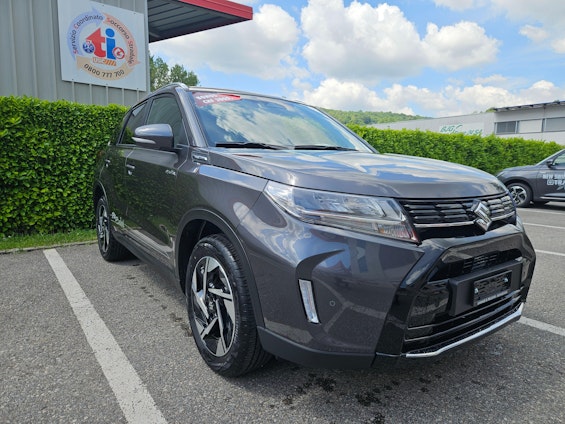 First vehicle image