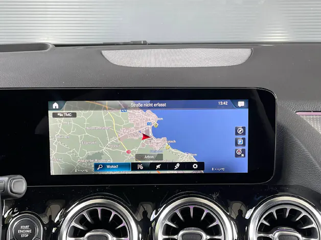 Mercedes-Benz GLA 220 d Progressive 4matic