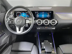 Mercedes-Benz GLA 220 d Progressive 4matic