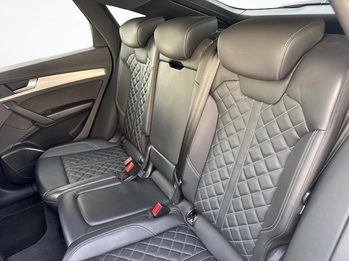 immagine del veicolo AUDI Q5