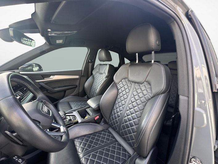 immagine del veicolo AUDI Q5