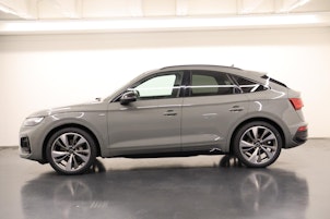Vehicle image AUDI Q5 Sportback 2.0 50 TFSI e S Line quattro S-Tronic
