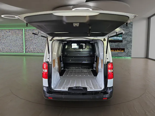 Toyota PROACE Van L1 75KWh Advanced