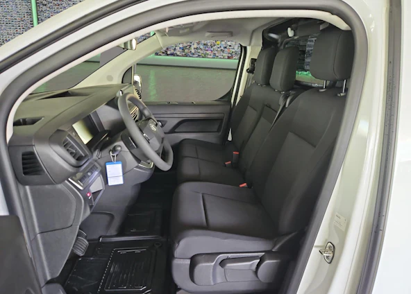 image du véhicule 8 image du véhicule 8