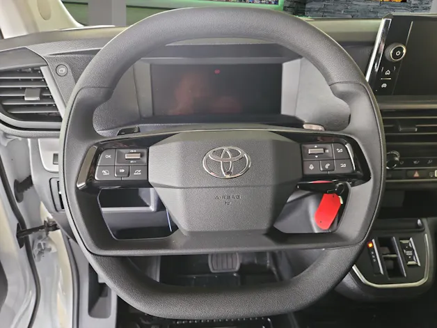 Toyota PROACE Van L1 75KWh Advanced