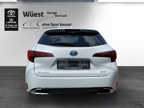 Vehicle image 3 Vehicle image 3