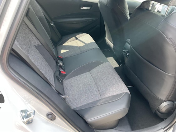 Vehicle image 13 Vehicle image 13