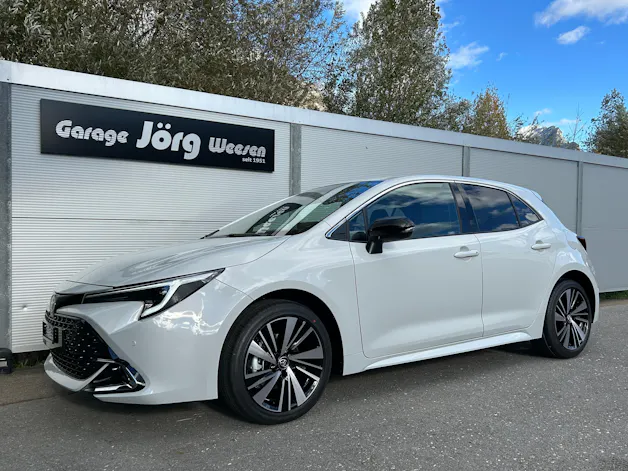 Toyota Corolla 1.8 HSD Trend