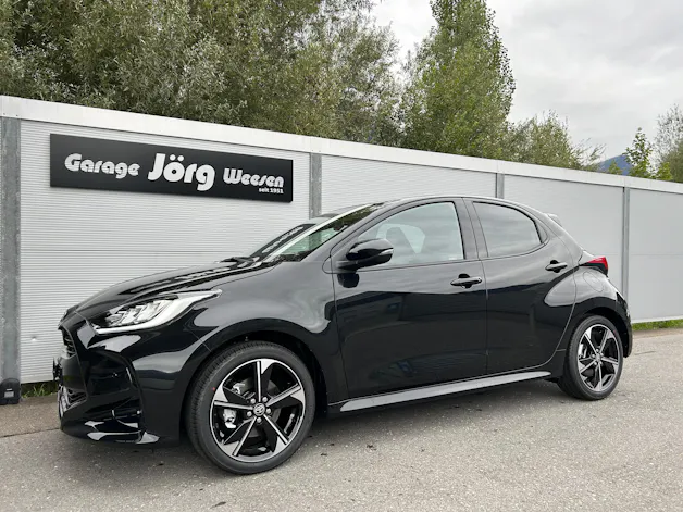 Toyota Yaris 1.5 VVT-i HSD Premium