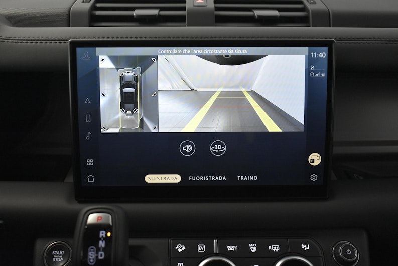 Vehicle image LAND ROVER DEFENDER