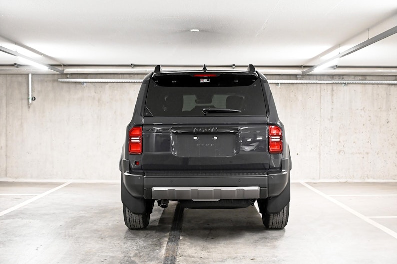 Vehicle image TOYOTA LANDCRUISER