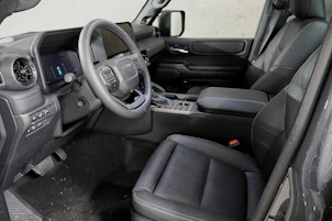 Vehicle image TOYOTA Land Cruiser 2.8 D Invincible