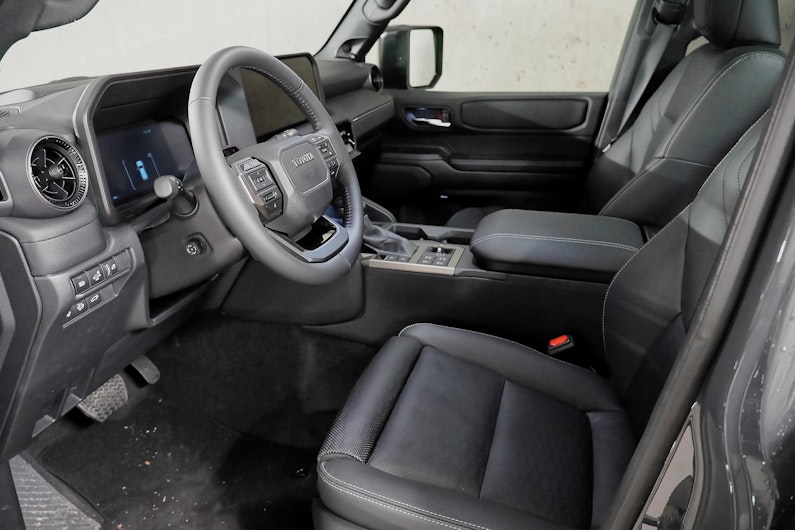 Vehicle image TOYOTA LANDCRUISER