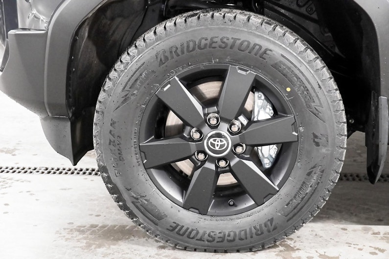 Vehicle image TOYOTA LANDCRUISER