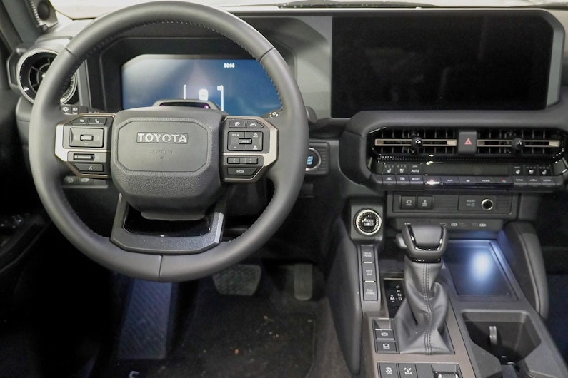 Vehicle image TOYOTA LANDCRUISER