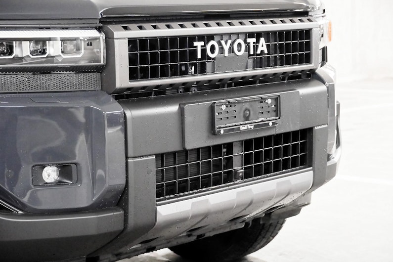 Vehicle image TOYOTA LANDCRUISER