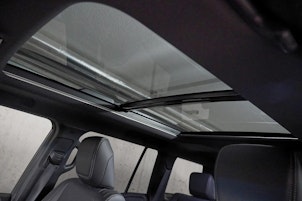 Vehicle image TOYOTA Land Cruiser 2.8 D Invincible