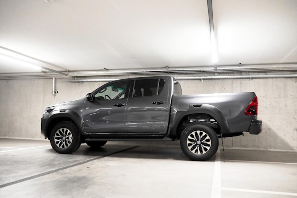 Vehicle image 5 Vehicle image 5