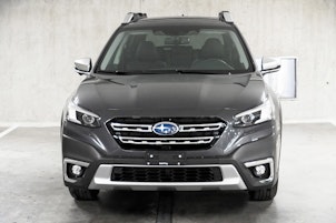 Vehicle image SUBARU Outback 2.5i Final Edition