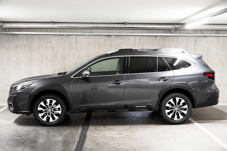 Vehicle image SUBARU OUTBACK