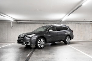 Vehicle image SUBARU Outback 2.5i Final Edition