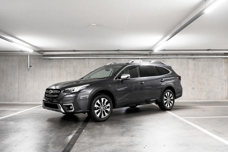 Vehicle image SUBARU OUTBACK