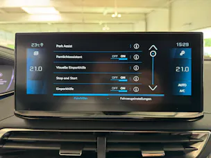 Peugeot 3008 1.5 BlueHDi Allure Pack