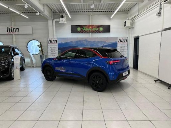 Vehicle image 6 Vehicle image 6