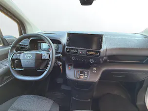 Toyota PROACE CITY Van L2 52KWh Active