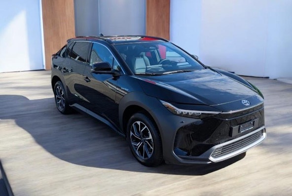 Vehicle image 2