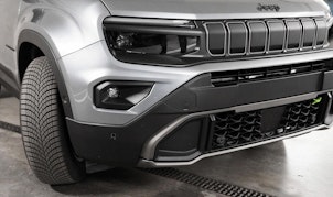 Vehicle image JEEP Avenger 1.2 MHEV Overland 4xe