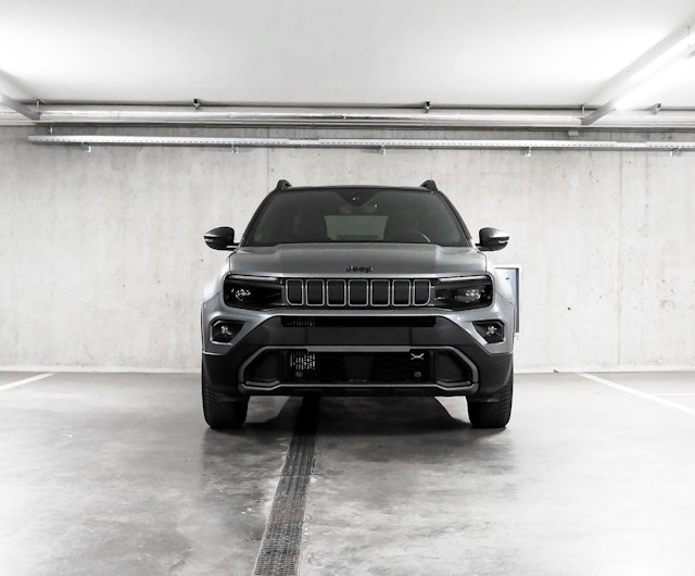 Vehicle image JEEP AVENGER