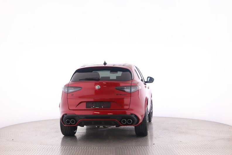 Vehicle image ALFA ROMEO STELVIO