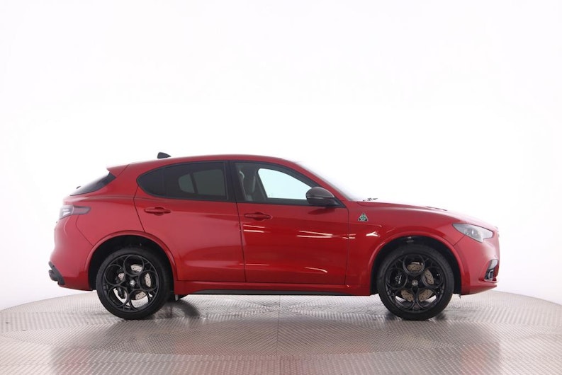Vehicle image ALFA ROMEO STELVIO
