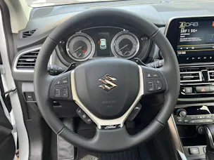 Suzuki S-Cross 1.5 Piz Sulai Top Hybrid 4x4