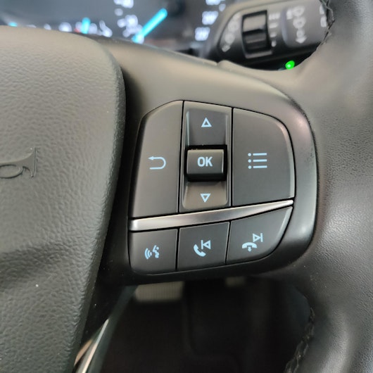 Vehicle image FORD KUGA