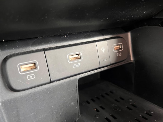 Vehicle image 36