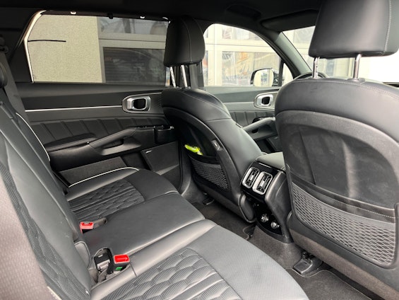Vehicle image 39