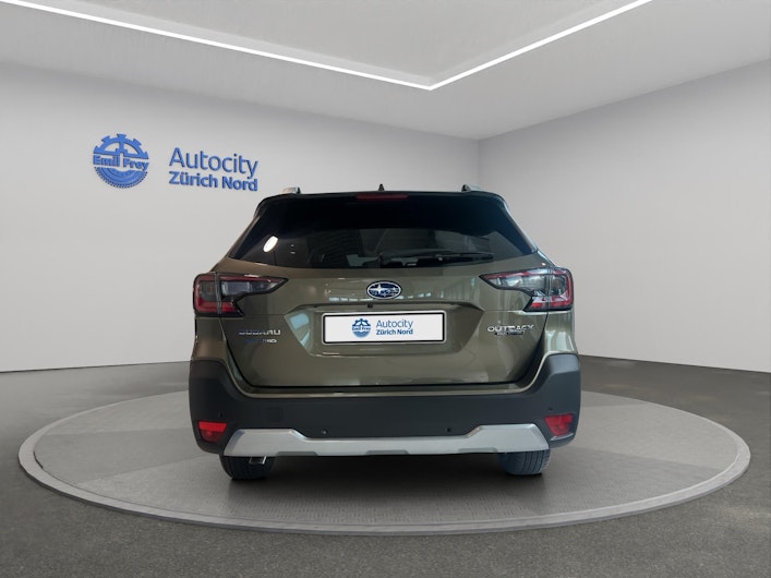 Vehicle image SUBARU OUTBACK