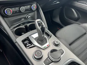 Alfa Romeo Stelvio 2.0 Q4 280 Veloce Sky
