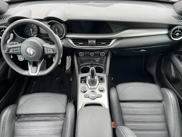 Alfa Romeo Stelvio 2.0 Q4 280 Veloce Sky