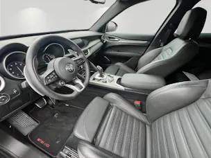 Alfa Romeo Stelvio 2.0 Q4 280 Veloce Sky