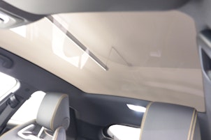 Vehicle image TOYOTA C-HR 2.0 HEV Style Premiere 4x4