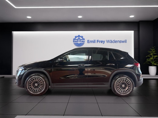 MERCEDES-BENZ EQA 250 AMG Line 1