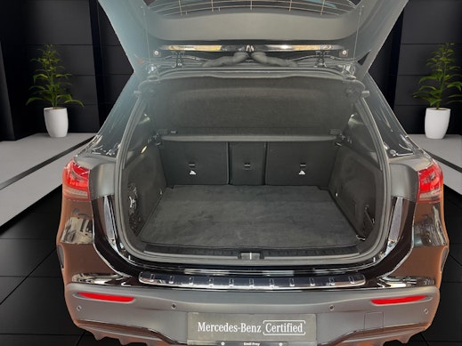 MERCEDES-BENZ EQA 250 AMG Line 3